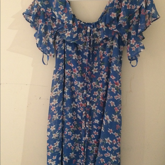 Dress - Picture 2 of 3